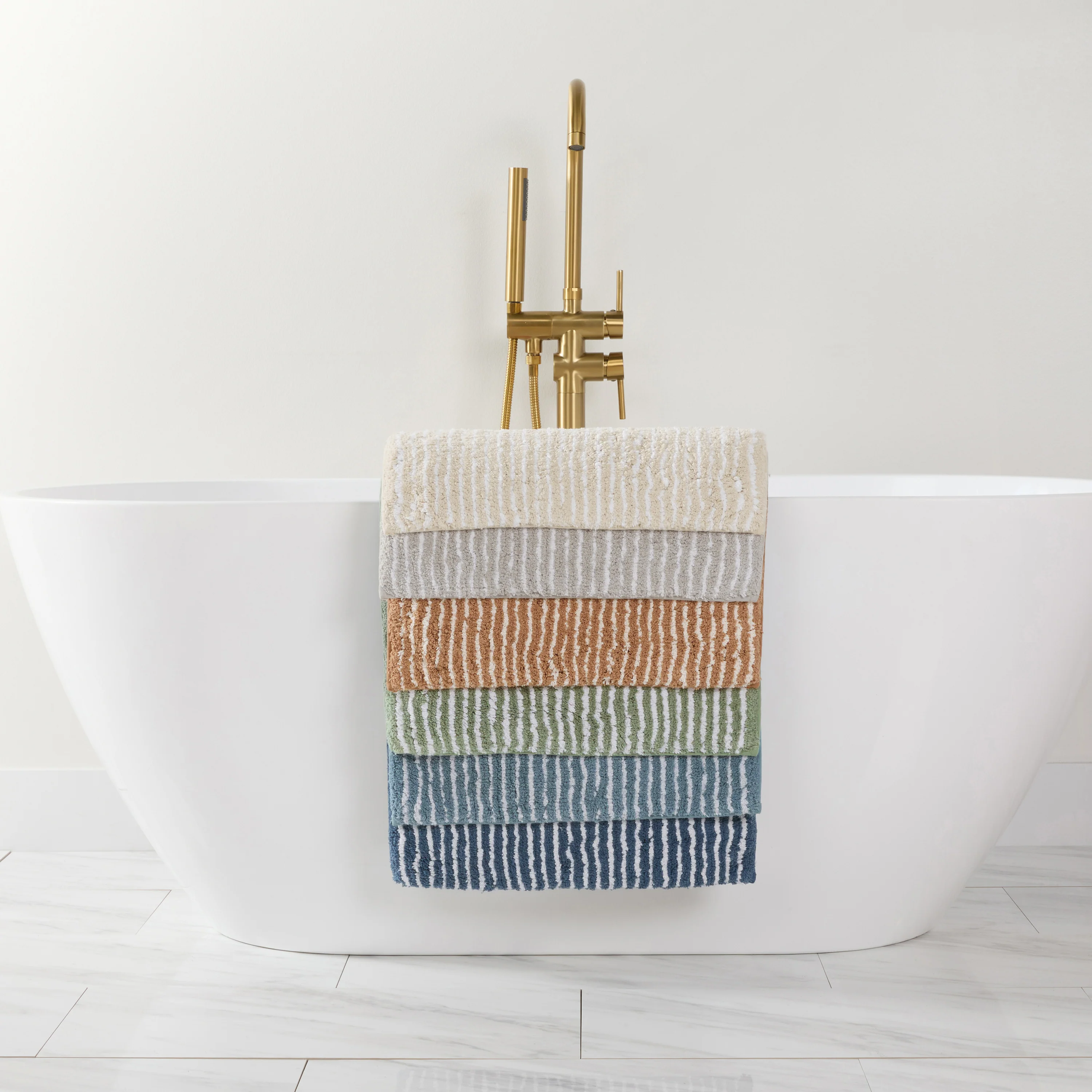 100% Cotton Pin Striped Patterned Bath Mat - Image 100