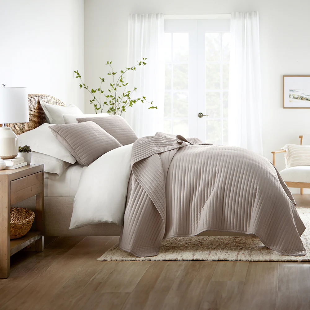 3-Piece Stripe Stitch Quilted Coverlet Set - Image 20