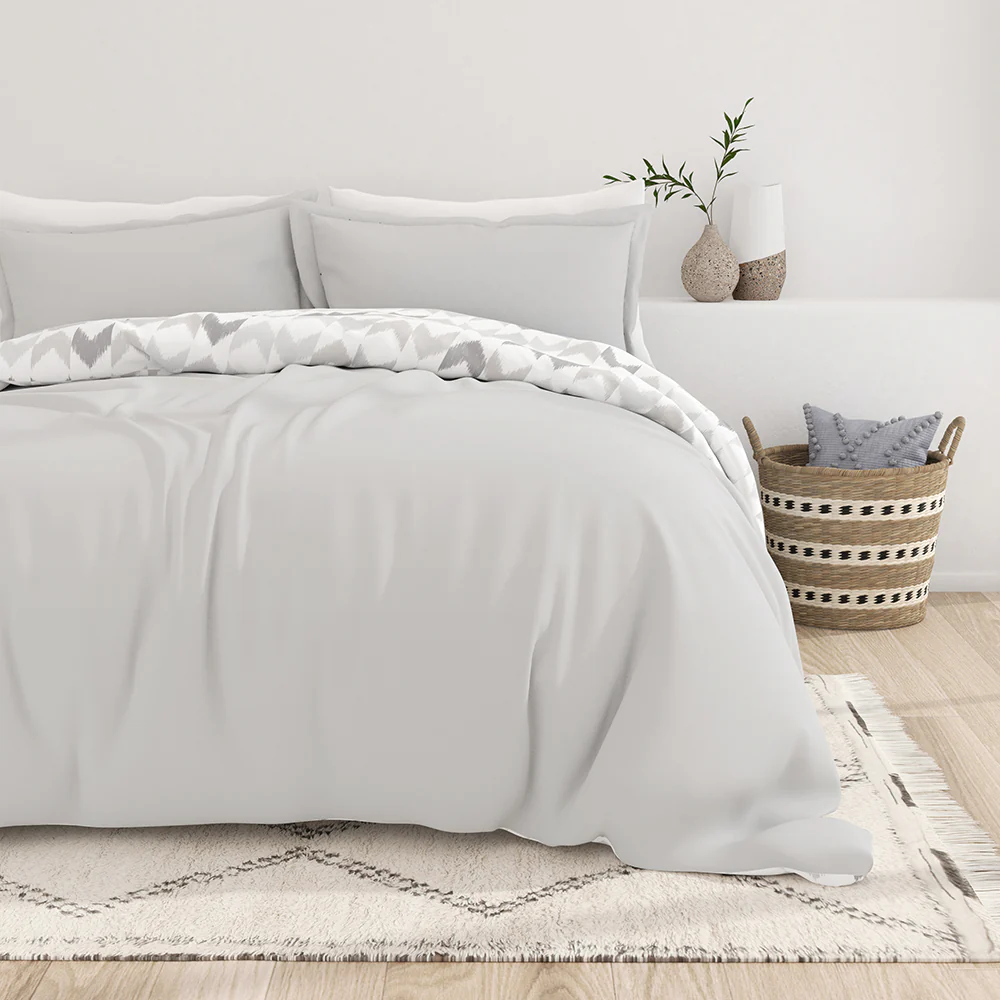 Chevron Sleep Pattern 3-Piece Reversible Duvet Cover Set - Image 2