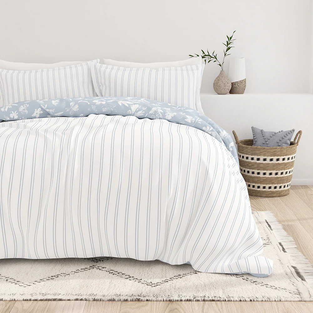Country Home Pattern 3-Piece Reversible Duvet Cover Set - Image 2