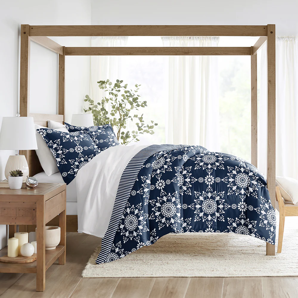 Daisy Medallion Reversible Down-Alternative Comforter Set - Image 11