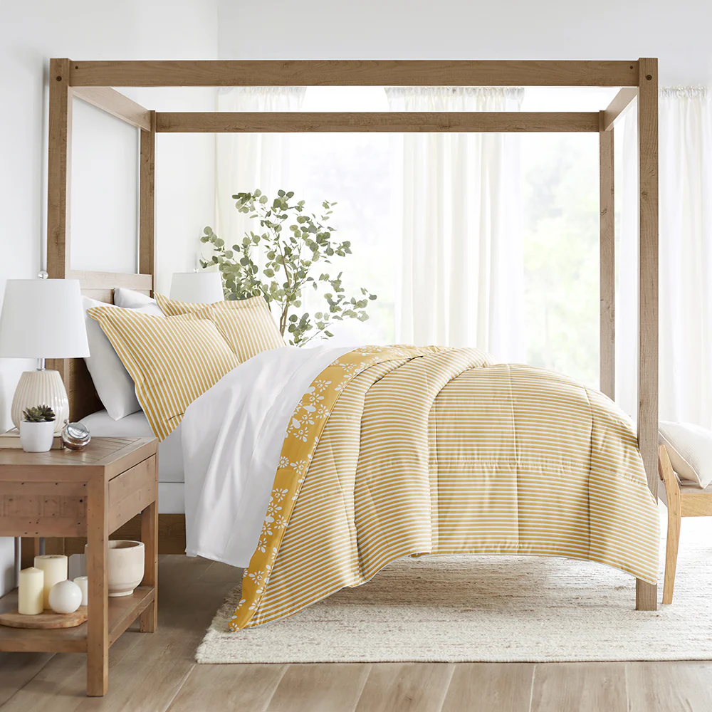 Daisy Medallion Reversible Down-Alternative Comforter Set - Image 14