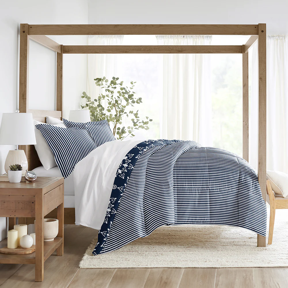 Daisy Medallion Reversible Down-Alternative Comforter Set - Image 15