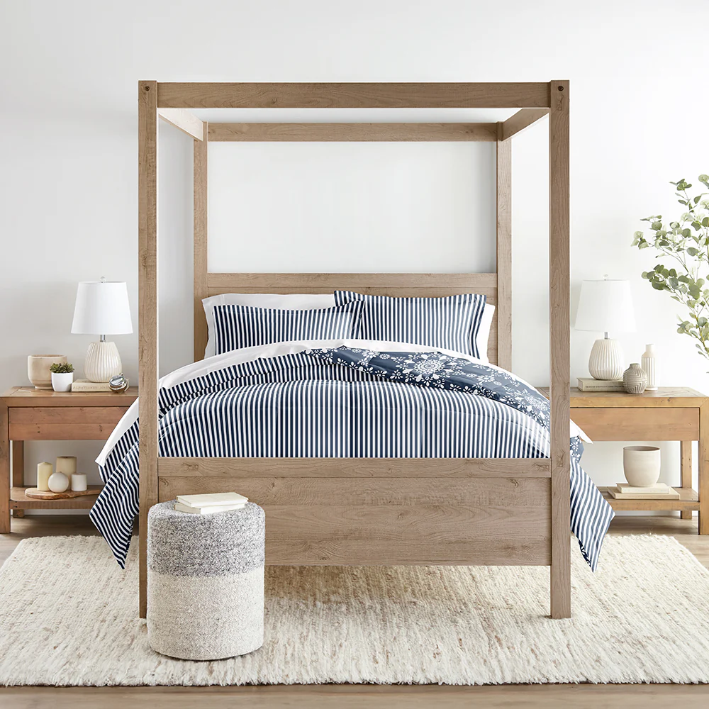 Daisy Medallion Reversible Down-Alternative Comforter Set - Image 31