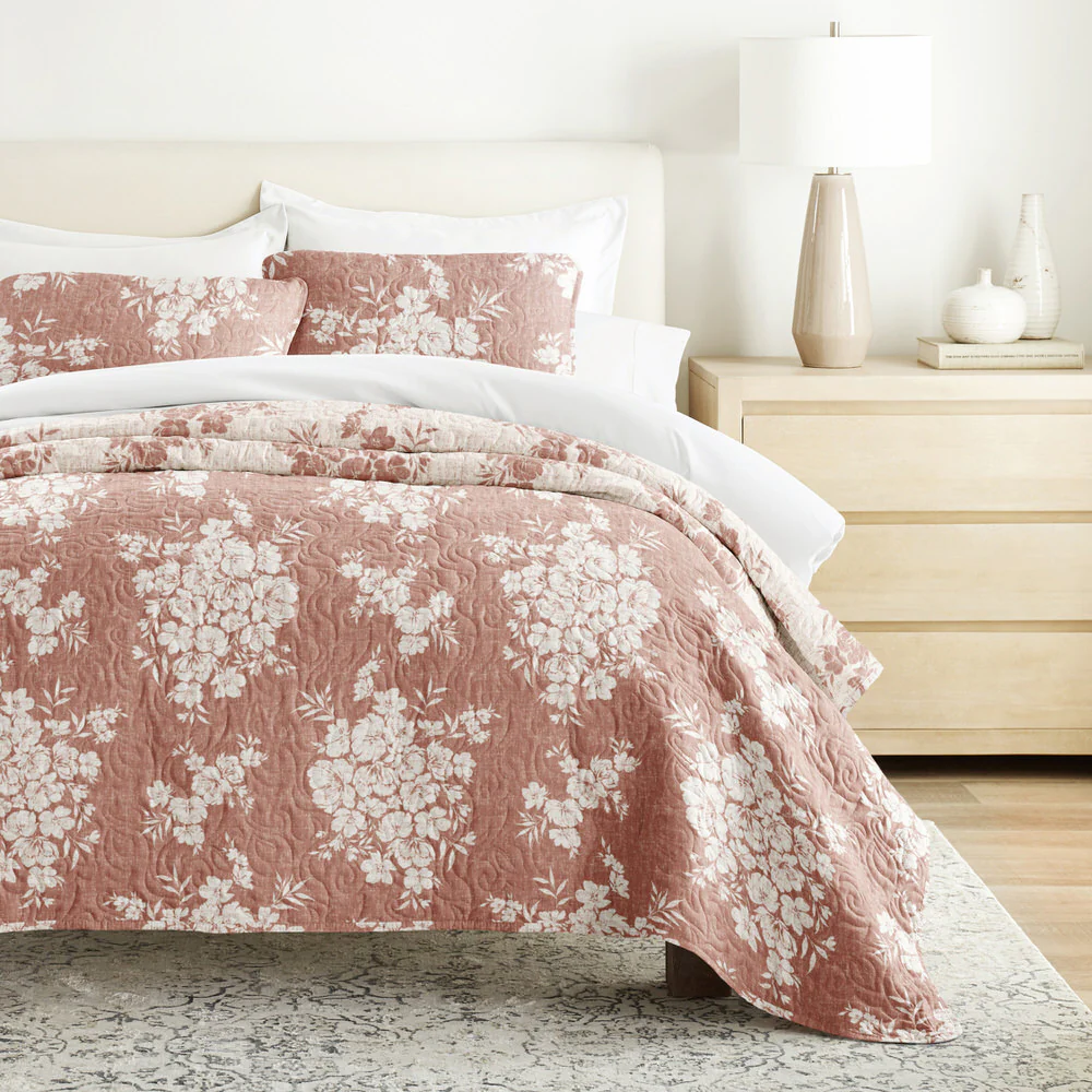 Distressed Bouquet Reversible Quilted Coverlet Set - Image 10