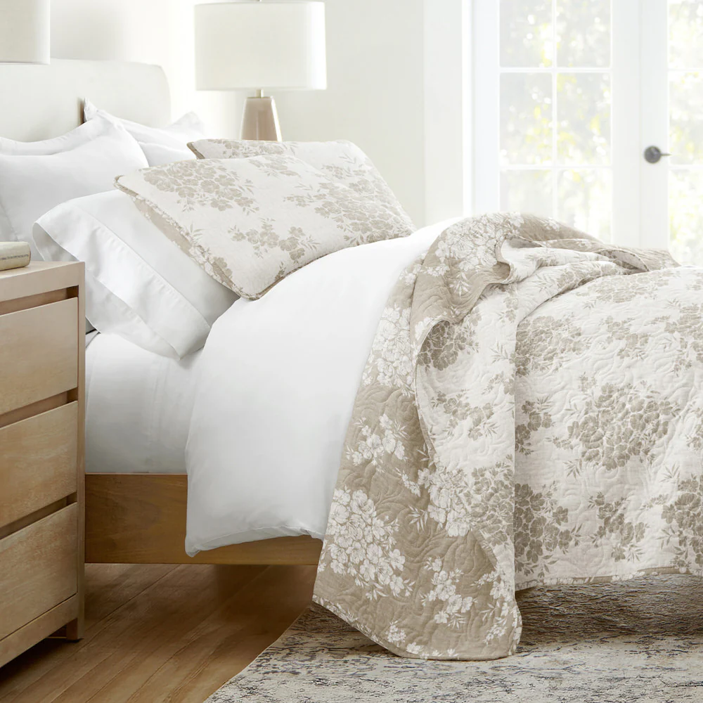 Distressed Bouquet Reversible Quilted Coverlet Set - Image 7