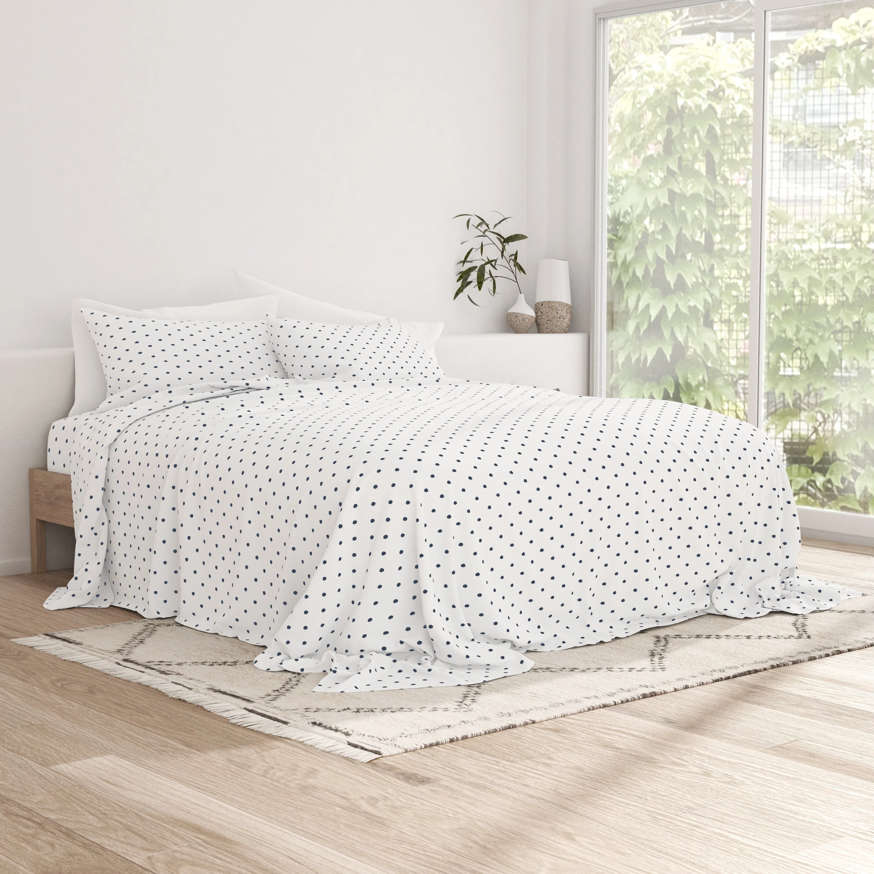 Dots Pattern 4-Piece Sheet Set - Sale - Image 4