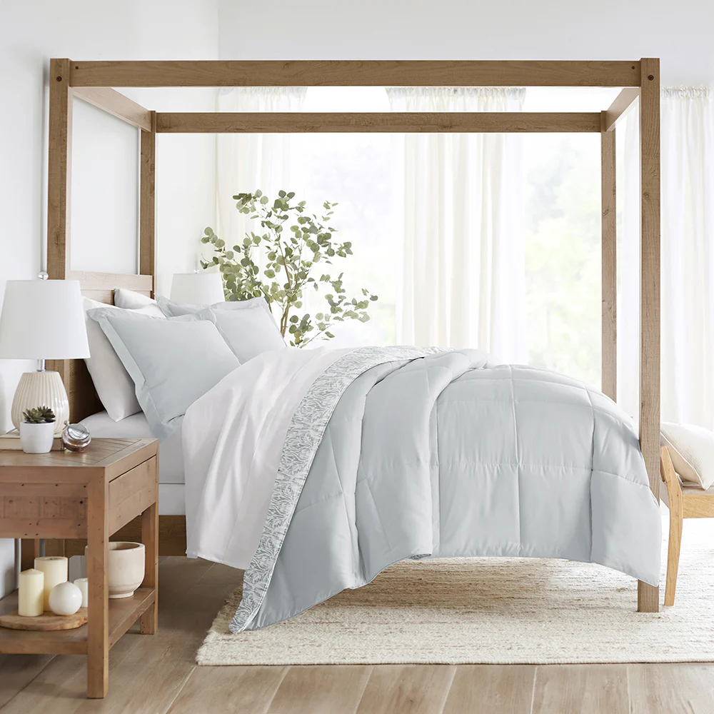 English Countryside Reversible Down-Alternative Comforter Set - Image 4