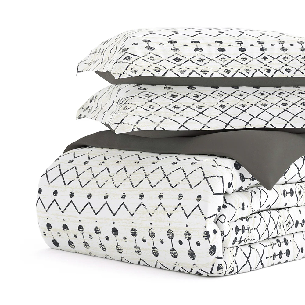 Etched Gate Pattern 3-Piece Reversible Duvet Cover Set - Image 7