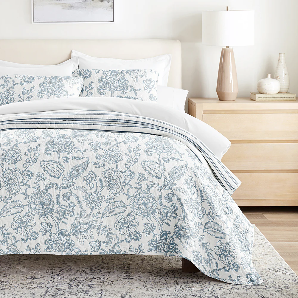 Jacobean/Stripe Reversible Quilted Coverlet Set - Image 3