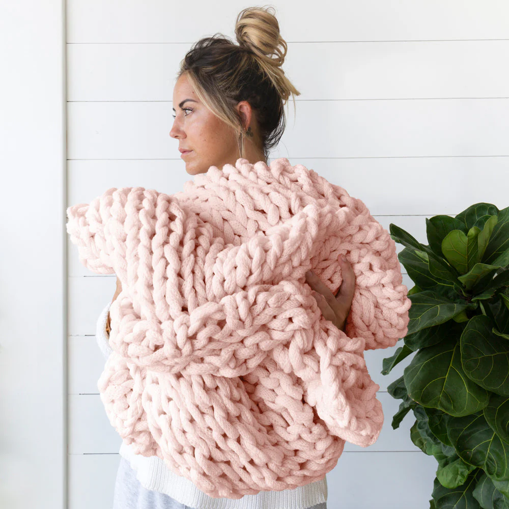 Oversized Chunky Knit Blanket (Sale) - Image 14