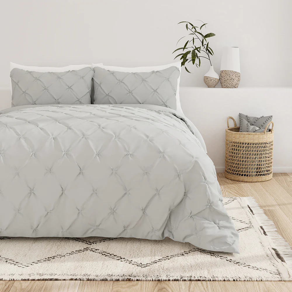 Pinch-Pleat 3-Piece Duvet Cover Set - Image 4