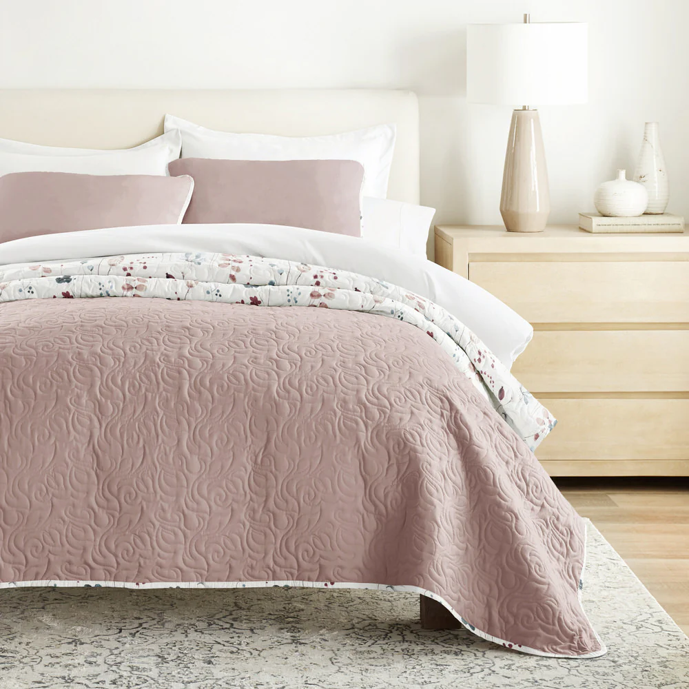 Poppy Bloom Reversible Quilted Coverlet Set - Image 4