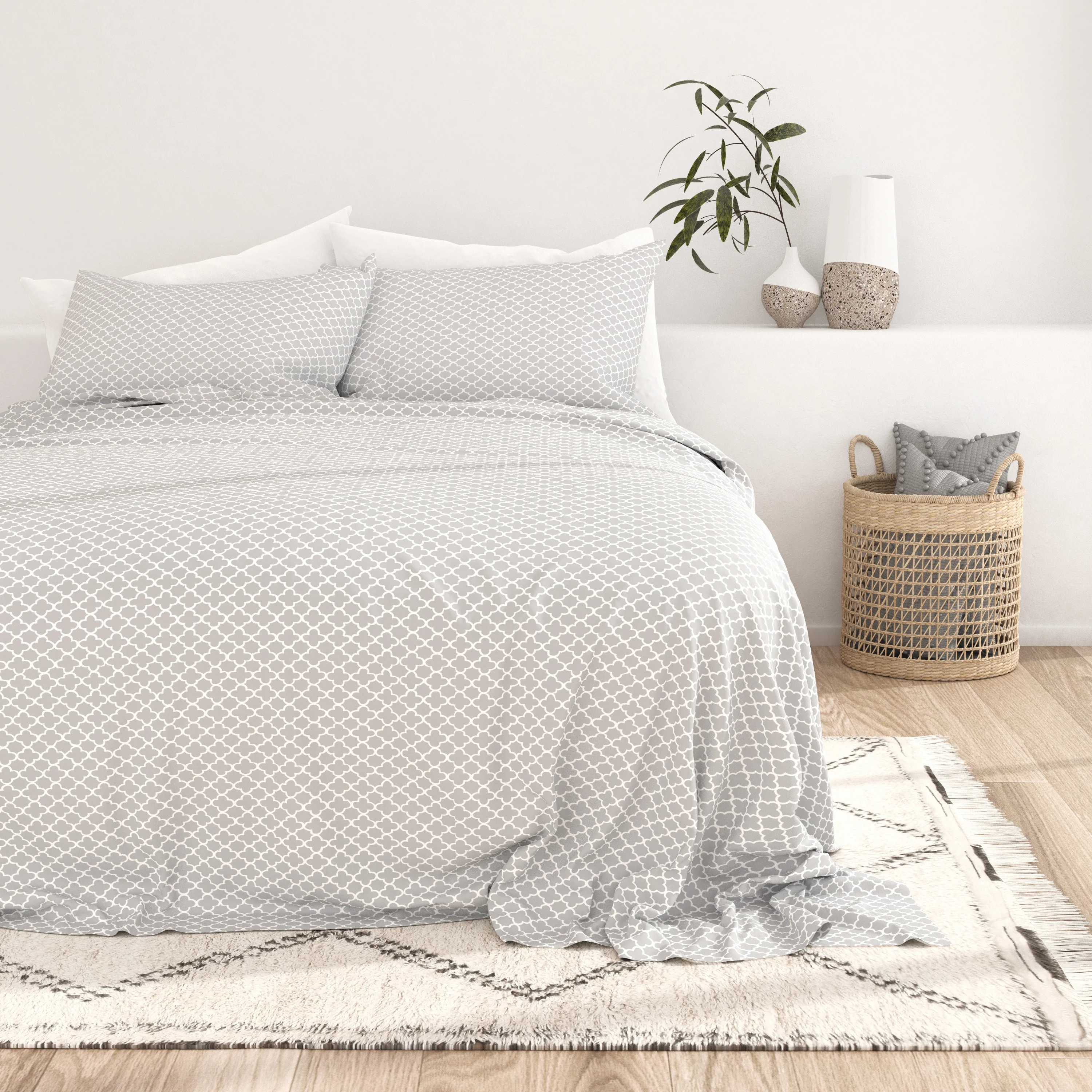 Quatrefoil Pattern 4-Piece Sheet Set - Image 6