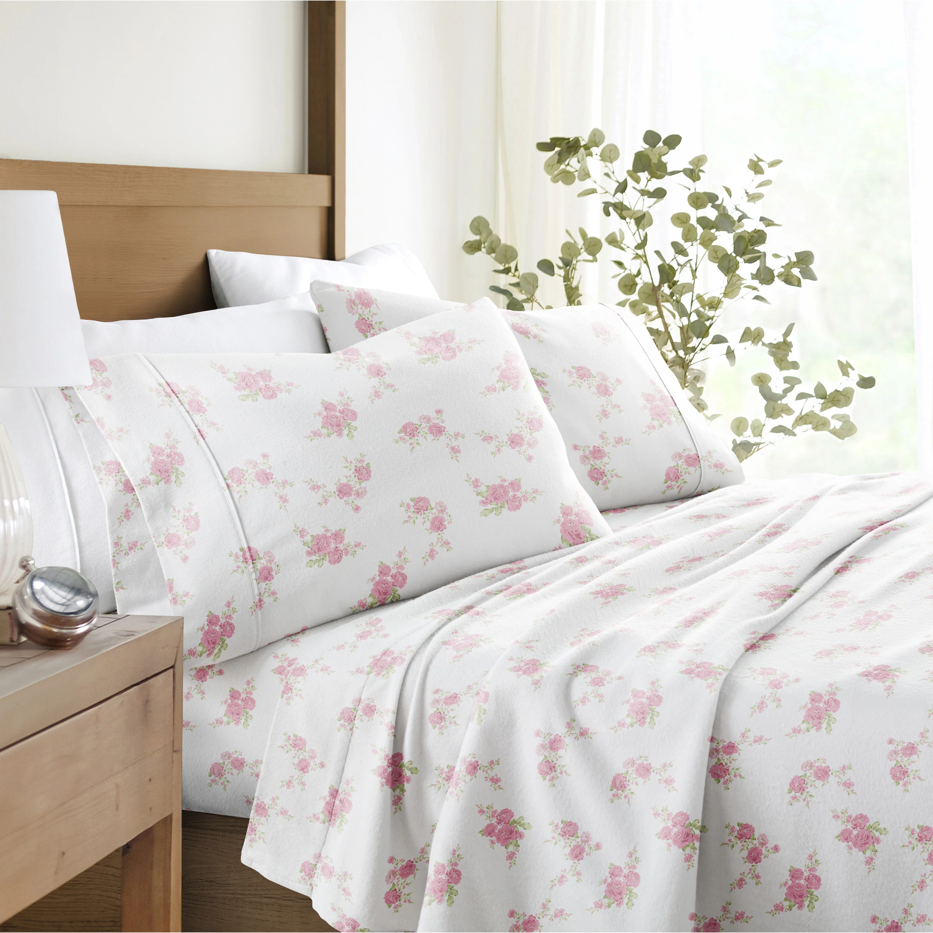 Rose Bunch 4-Piece Flannel Sheet Set - Image 4