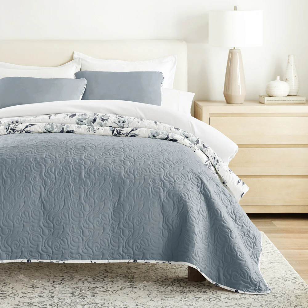Rose Garden Reversible Quilted Coverlet Set - Image 4