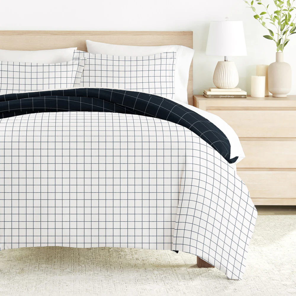 Rustic Windowpane Pattern 3-Piece Reversible Duvet Cover Set - Image 2