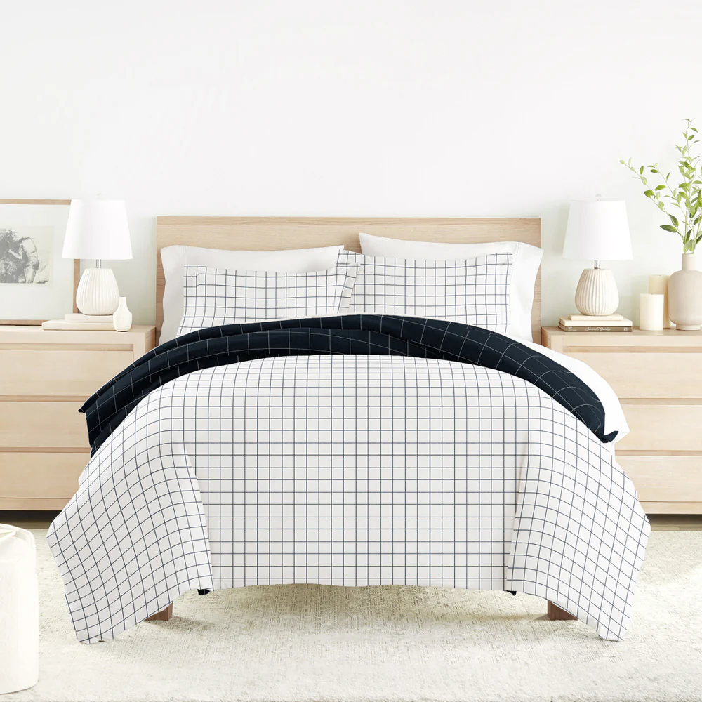 Rustic Windowpane Pattern 3-Piece Reversible Duvet Cover Set - Image 6