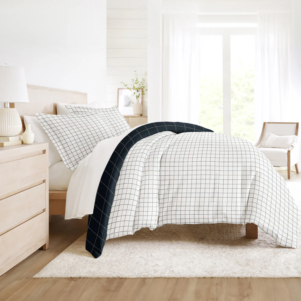 Rustic Windowpane Pattern 3-Piece Reversible Duvet Cover Set - Image 8