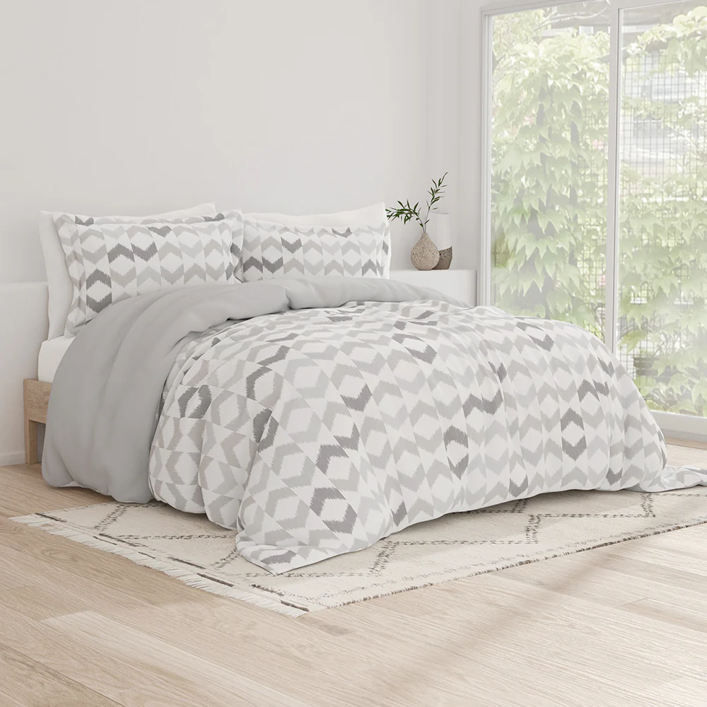 Chevron Sleep Pattern 3-Piece Reversible Duvet Cover Set (Sale) - Image 3