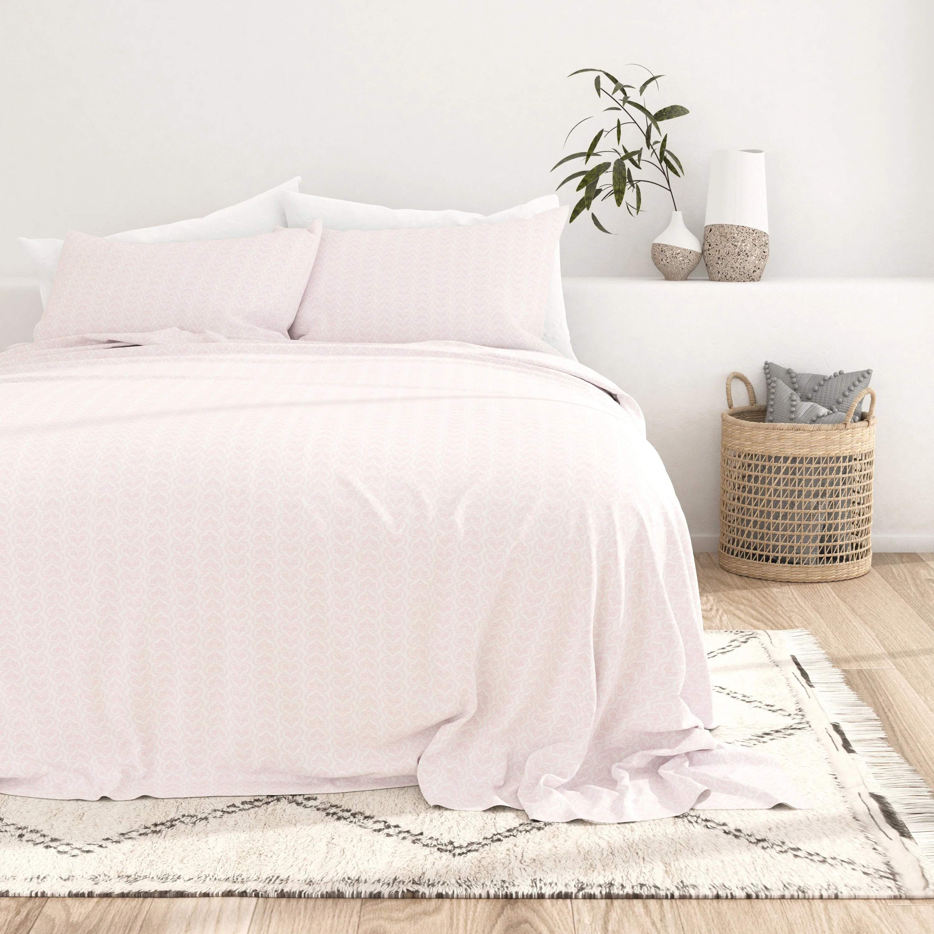 Classic in Pink Pattern 4-Piece Sheet Set (Sale) - Image 3