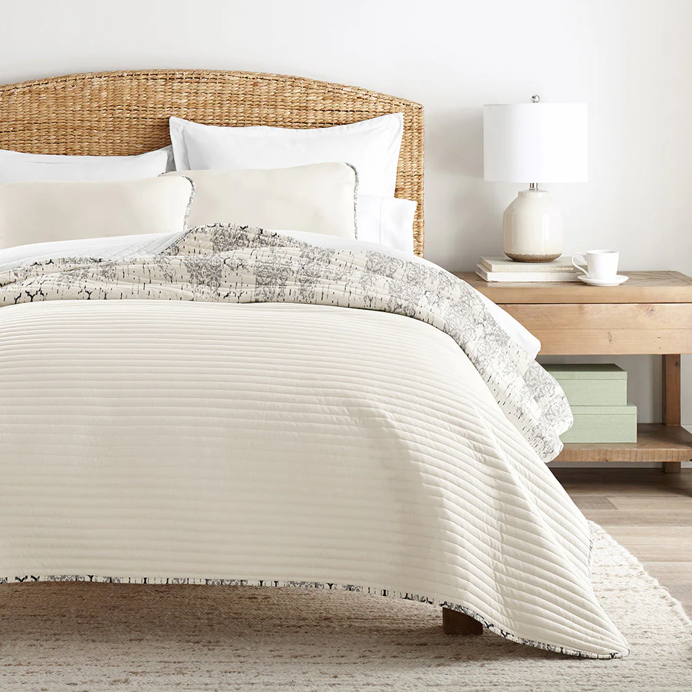 Distressed Aztec Reversible Quilted Coverlet Set (Sale) - Image 4