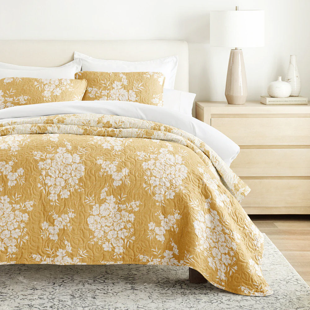 Distressed Bouquet Reversible Quilted Coverlet Set (Sale) - Image 9