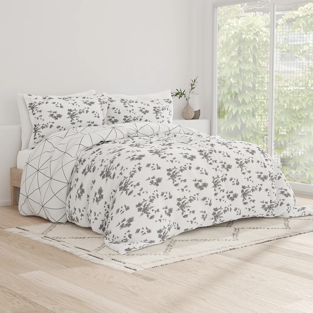 Edgy Flowers Pattern 3-Piece Reversible Duvet Cover Set (Sale) - Image 4