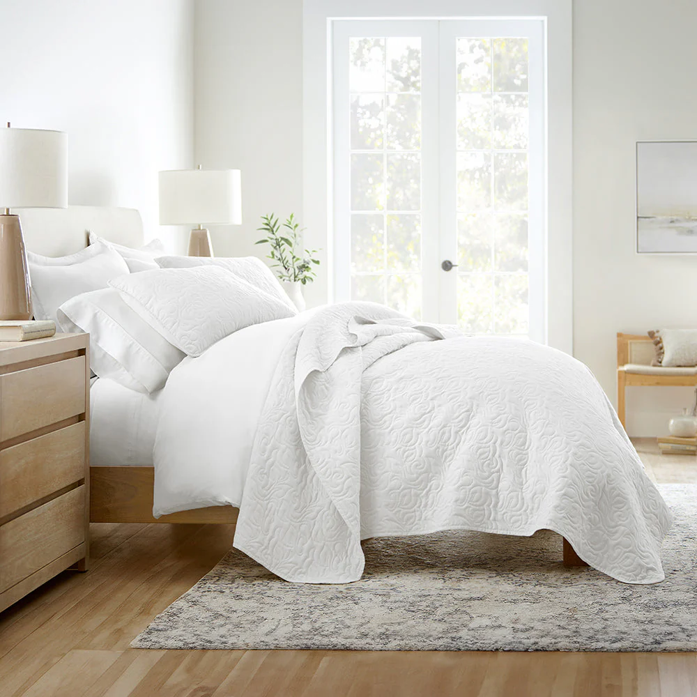 Sale - Floral 3-Piece Quilted Coverlet Set - Image 26