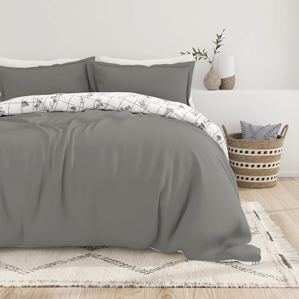 Flower Field Pattern 3-Piece Reversible Duvet Cover Set (Sale) - Image 2
