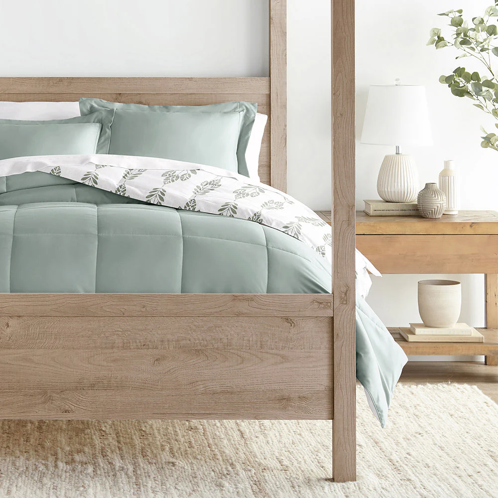 Folk Leaves Reversible Down-Alternative Comforter Set (Sale) - Image 4