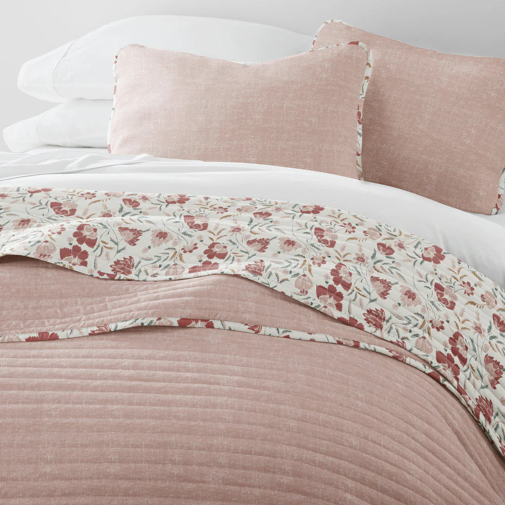 French Jacobean Reversible Quilted Coverlet Set (Sale) - Image 12