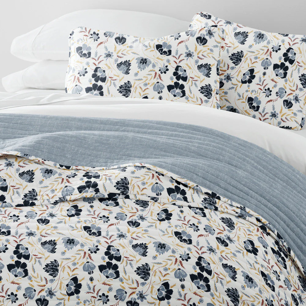 French Jacobean Reversible Quilted Coverlet Set (Sale) - Image 9