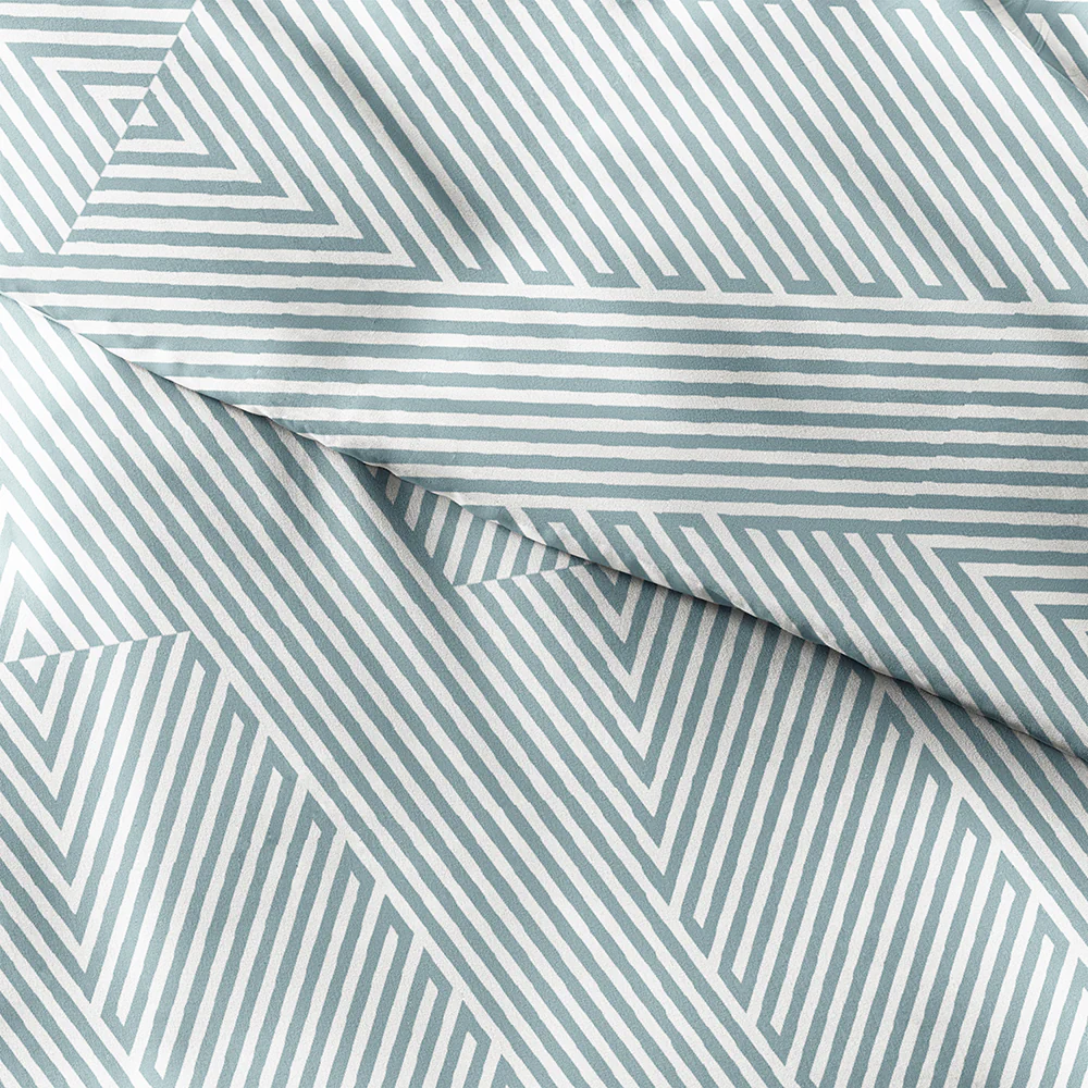 Modern Diagonal Pattern 3-Piece Duvet Cover Set (Sale) - Image 7