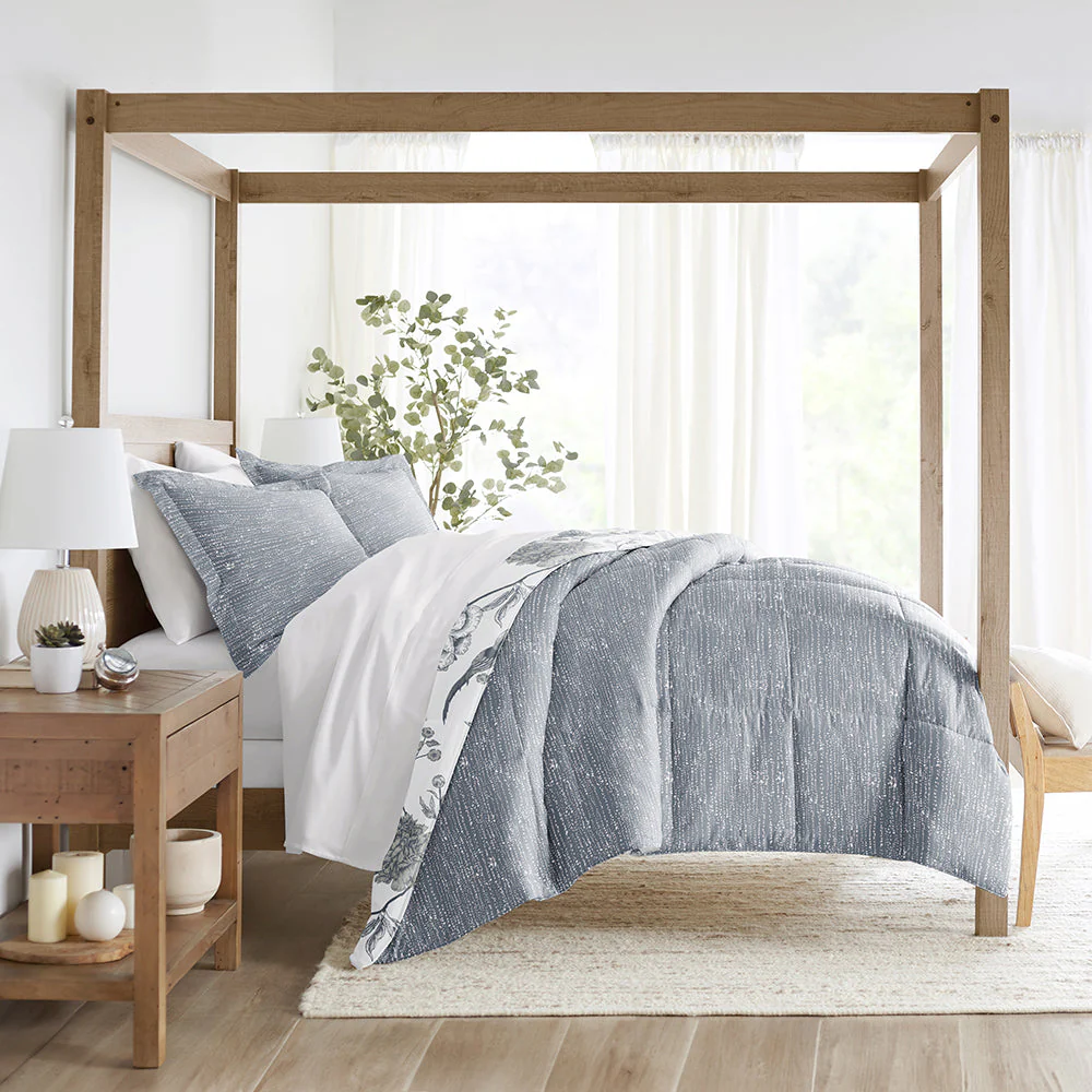 Molly Botanicals Reversible Down-Alternative Comforter Set (Sale) - Image 4