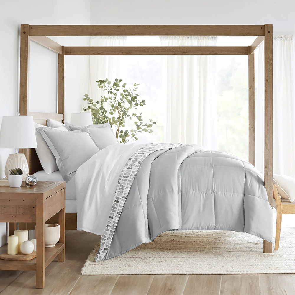 Moonlight Stars Reversible Down-Alternative Comforter Set (Sale) - Image 4