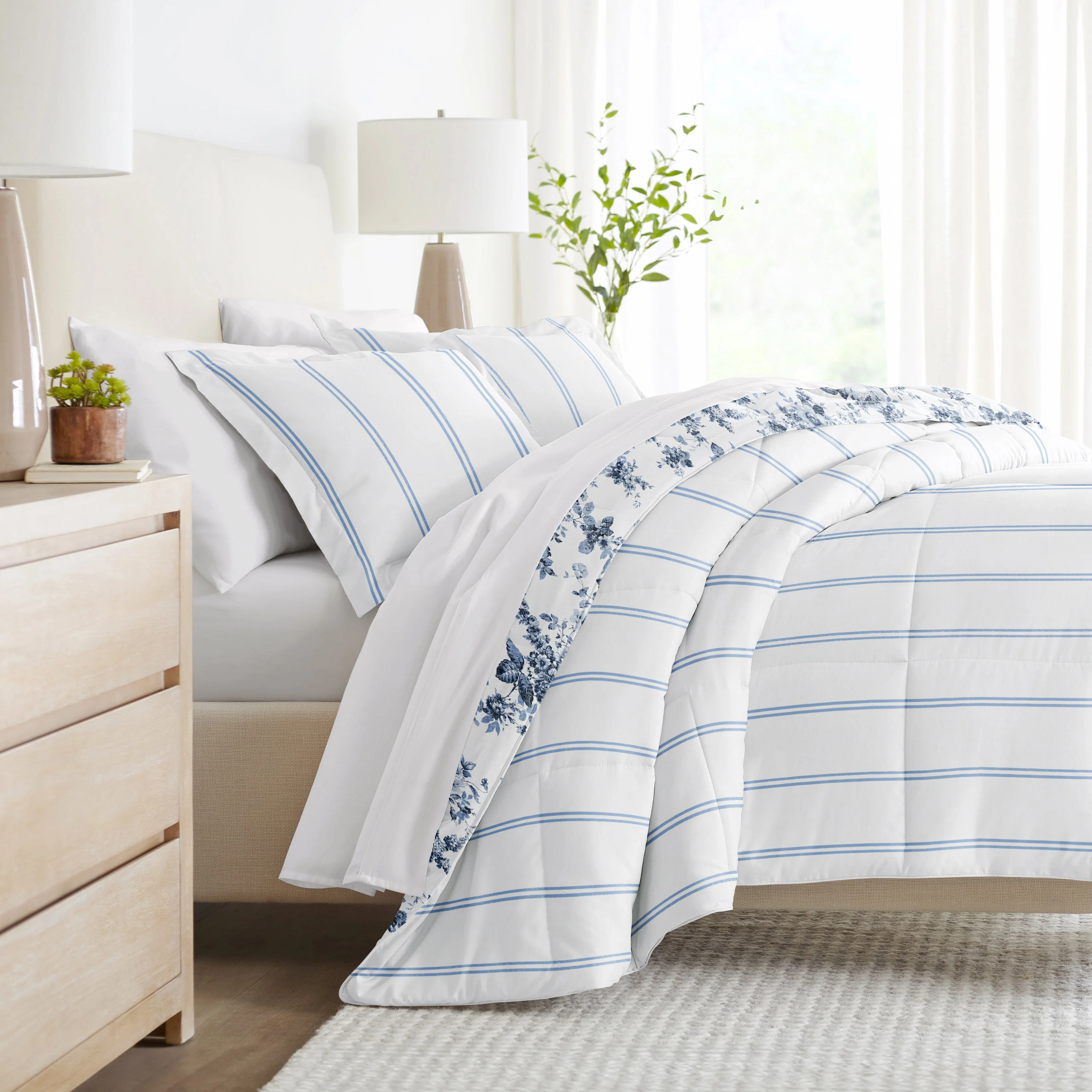 Sale - Patterned Down-Alternative Comforter Set - Image 27