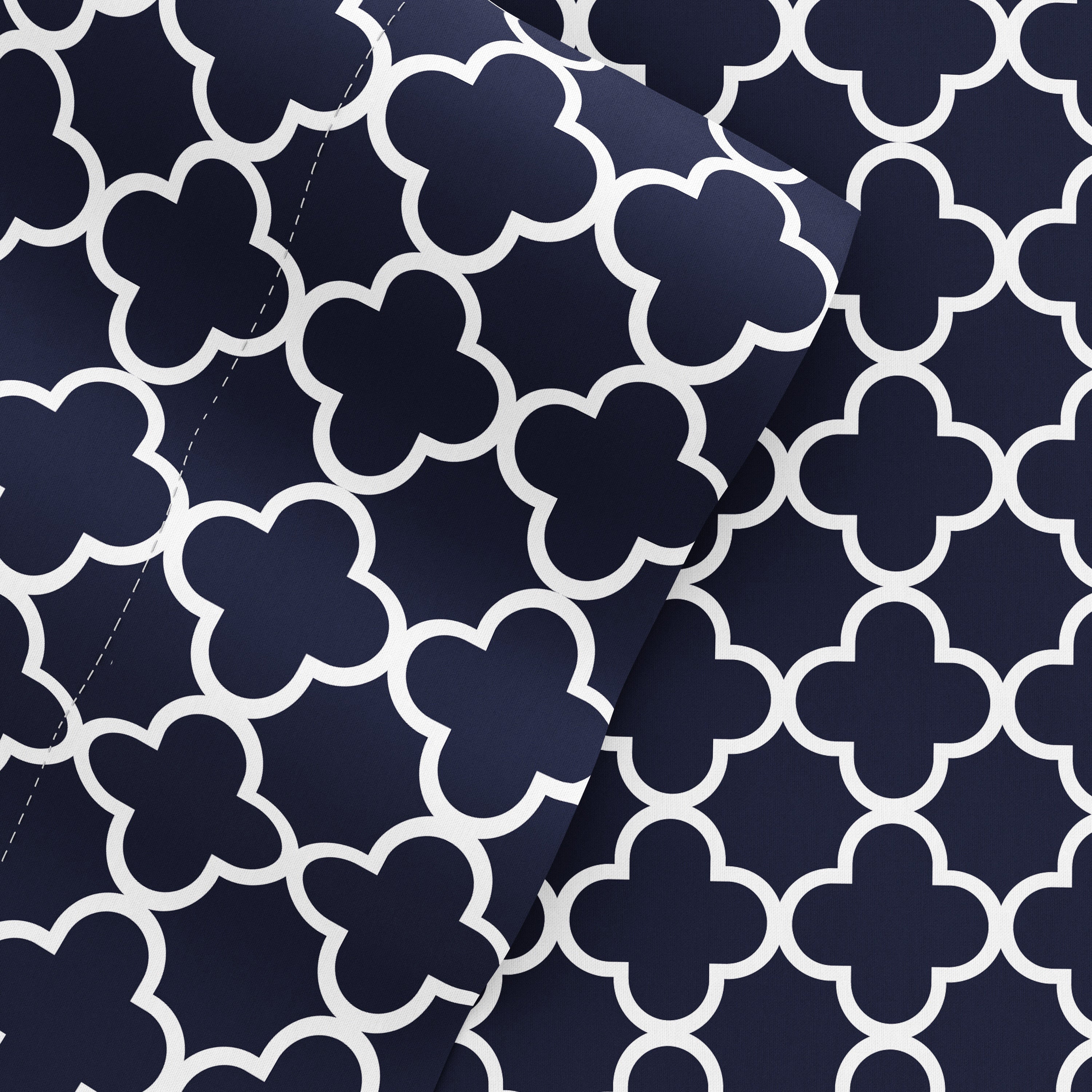 Quatrefoil Pattern 4-Piece Sheet Set (Sale) - Image 3