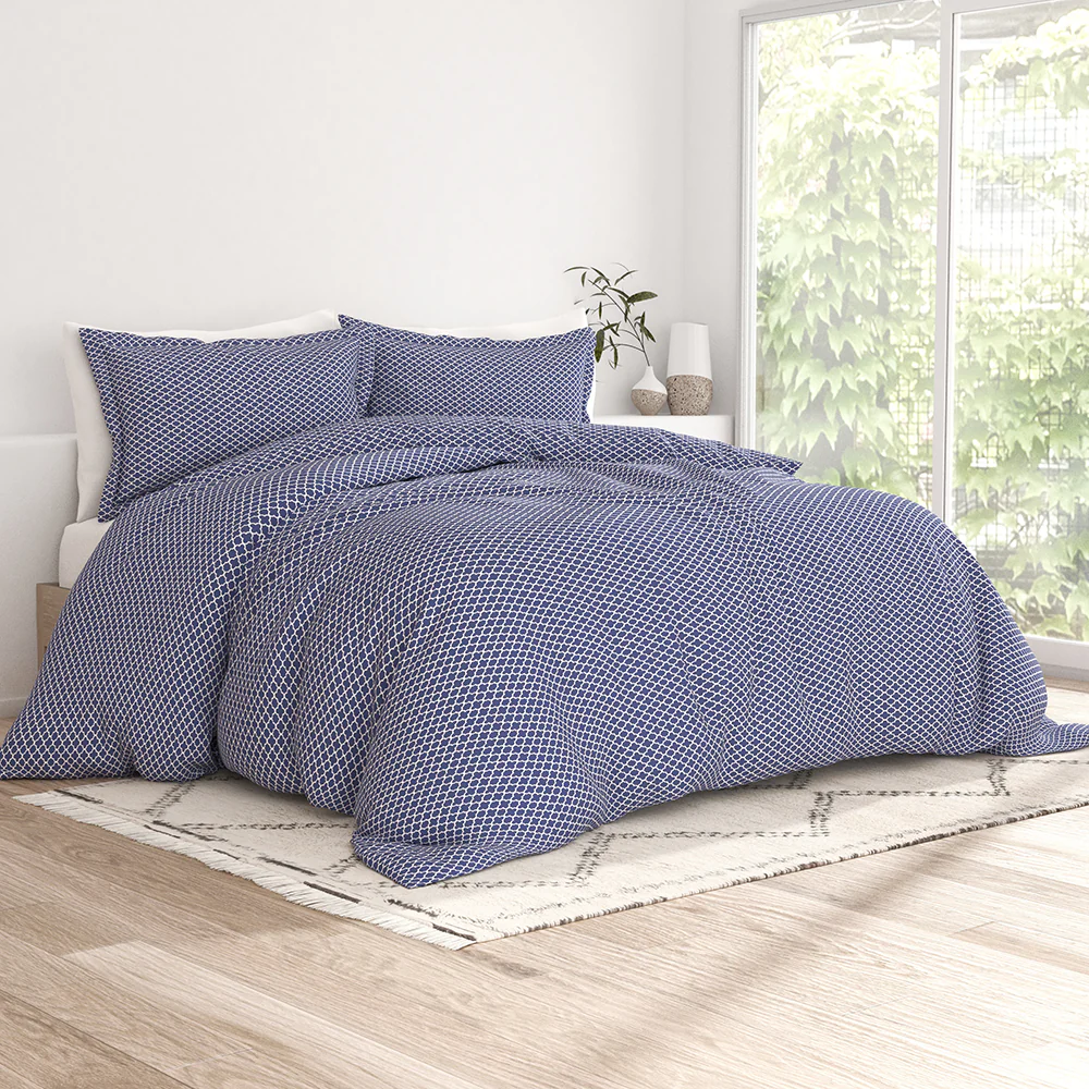 Quatrefoil Pattern 3-Piece Duvet Cover Set (Sale) - Image 3
