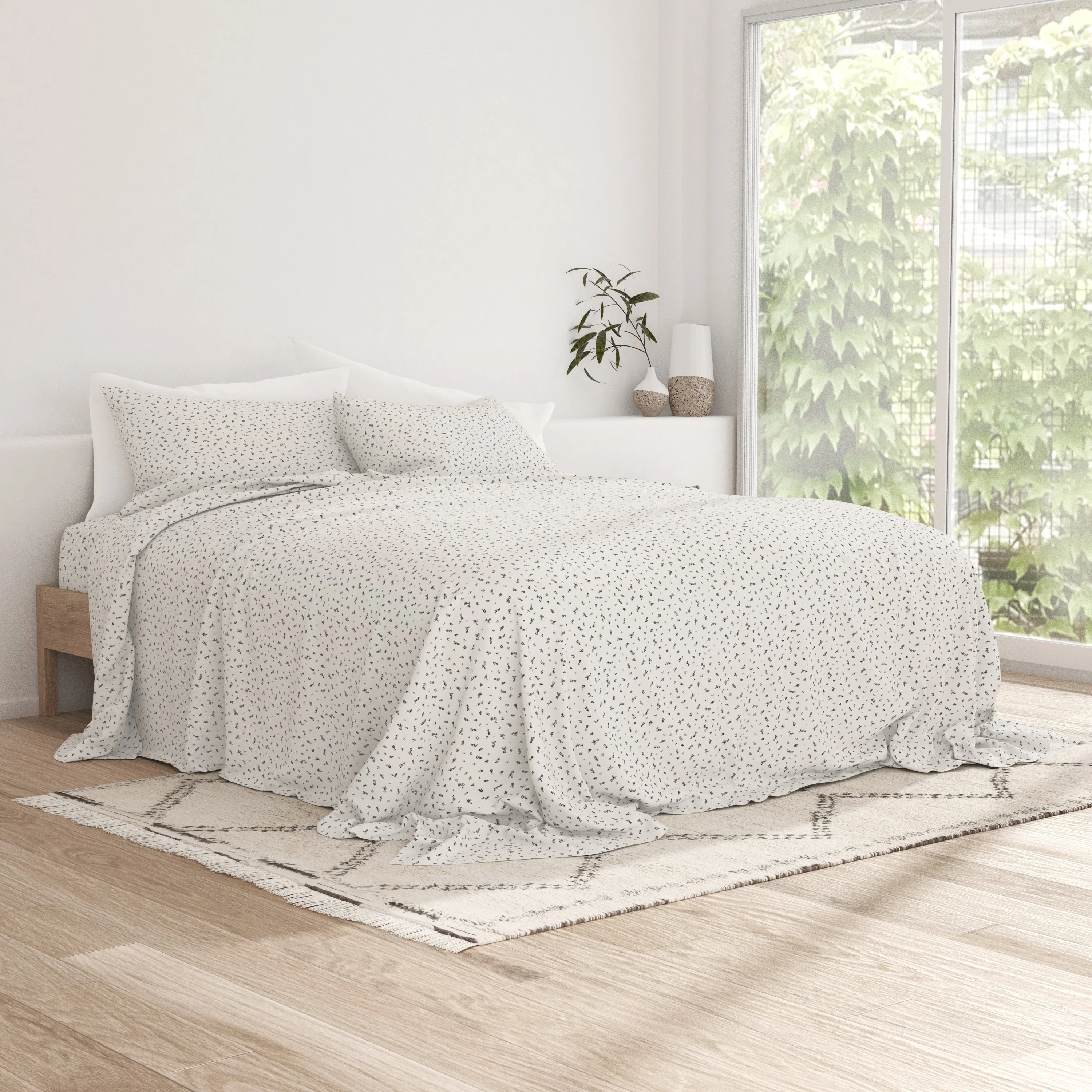 Spotted Leaves Pattern 4-Piece Sheet Set (Sale) - Image 4