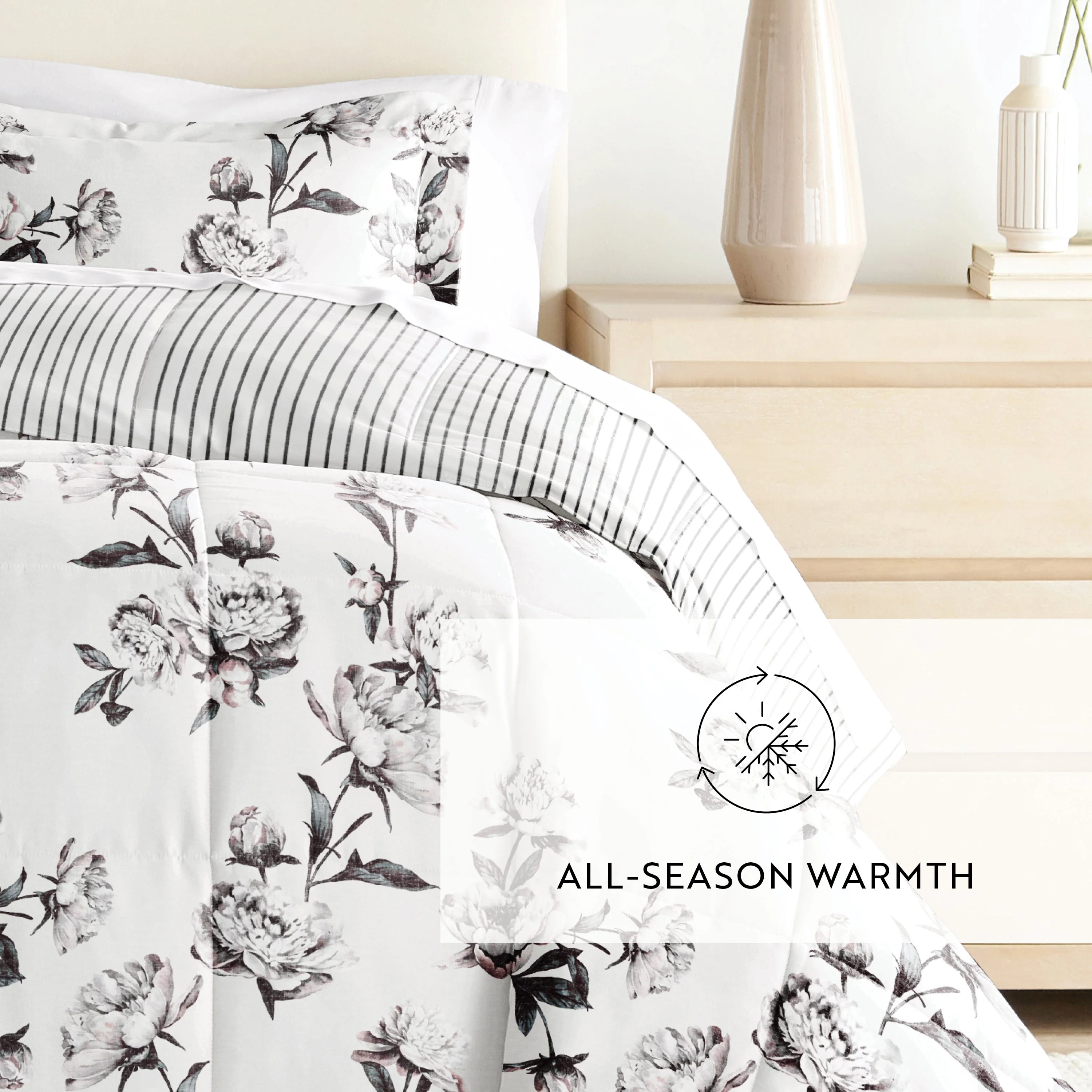 Vintage Magnolia Reversible Down-Alternative Comforter Set (Sale) - Image 10