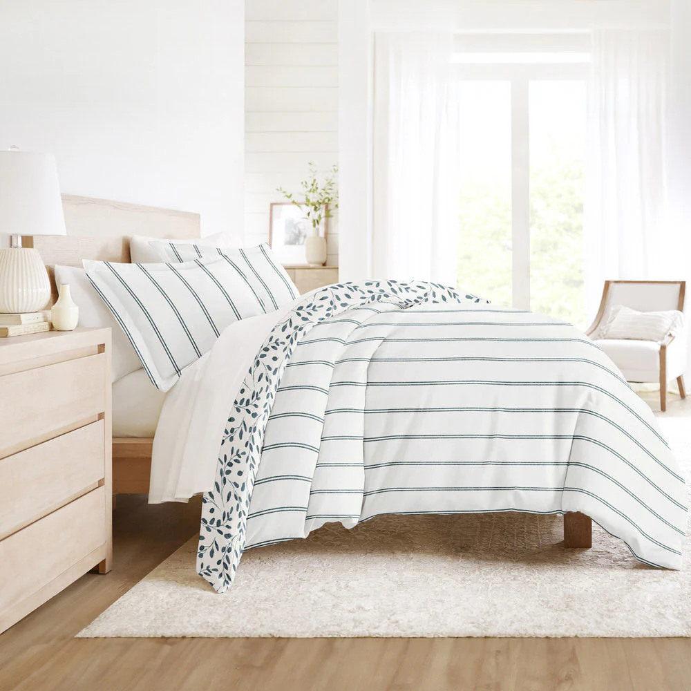 Watercolor Vines Pattern 3-Piece Reversible Duvet Cover Set (Sale) - Image 8